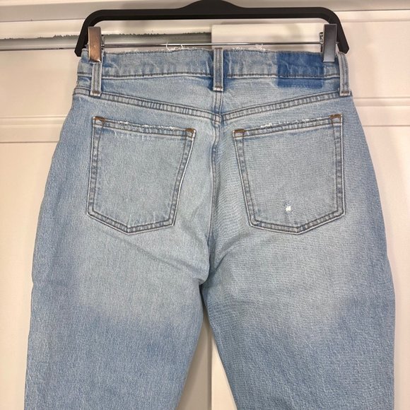 Abercrombie & Fitch Mom High Rise Distressed Ripped Knees Light Wash Jeans 27 - Picture 9 of 11